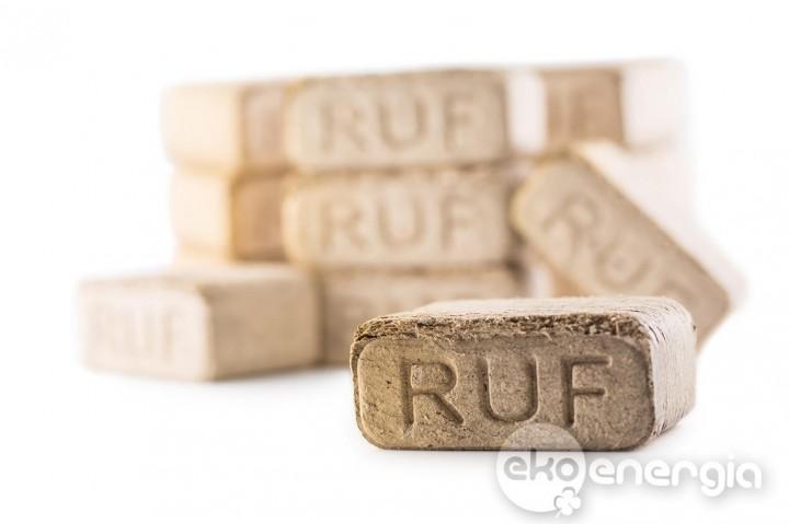 Pohodlné topení v krbu zajistí dřevěné brikety