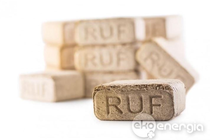 Topení dřevěnými peletami je pohodlné 